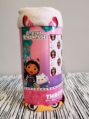 Gabby's Dollhouse Pink Plush Throw Blanket 46in x 60in